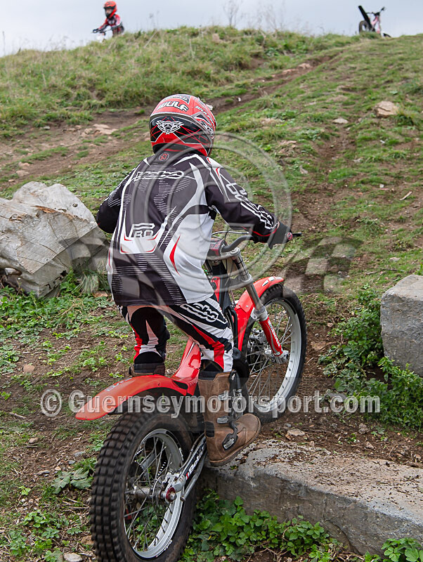 Junior Trials 2020-18 - JUNIOR TRIALS TRAINING SESSION 2020