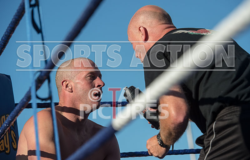Open Air Boxing_2015_Bout-4-21 - BOUT-4