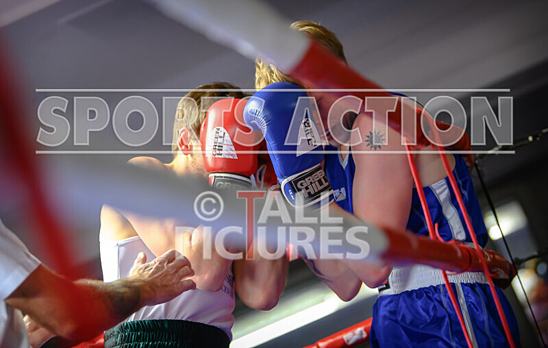 BOUT 5- Martin Kublickis v Robbie Chipcase-28 - BOUT 5 - Martin Kublickis v Robbie Chipcase