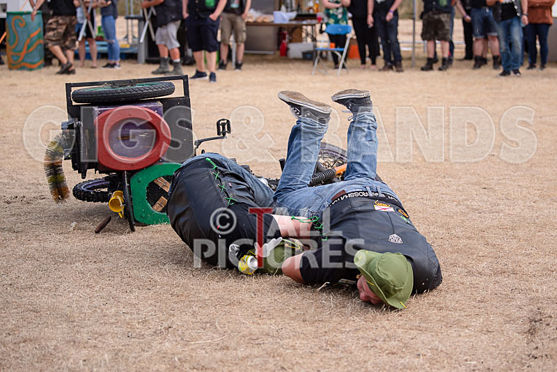 Games Chilli Trikes-64 - NEVER A DULL MOMENT AT CHAOS....
