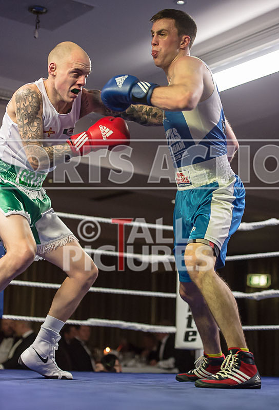 Bout - 8_Nathan Green v Joe Dennison-23 - Bout - 8_Nathan Green v Joe Dennison
