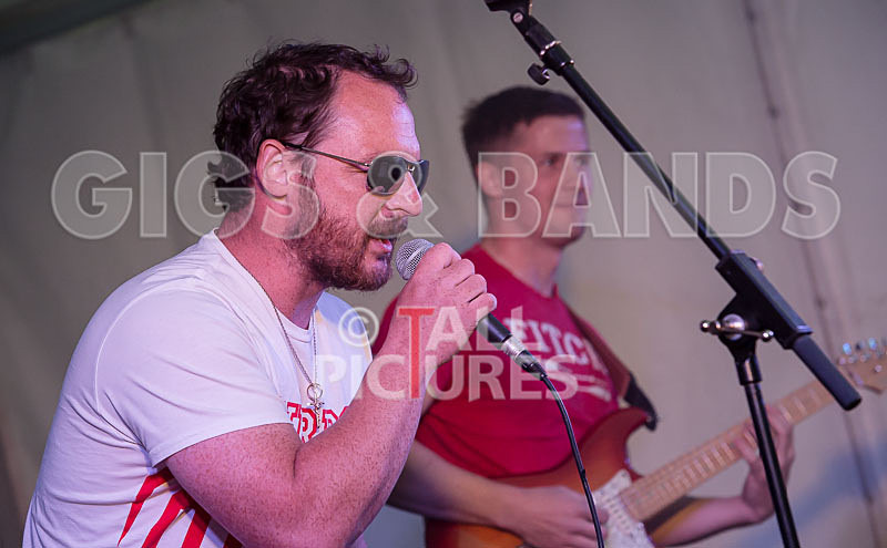 The High Tides-12 - THE HIGH TIDES