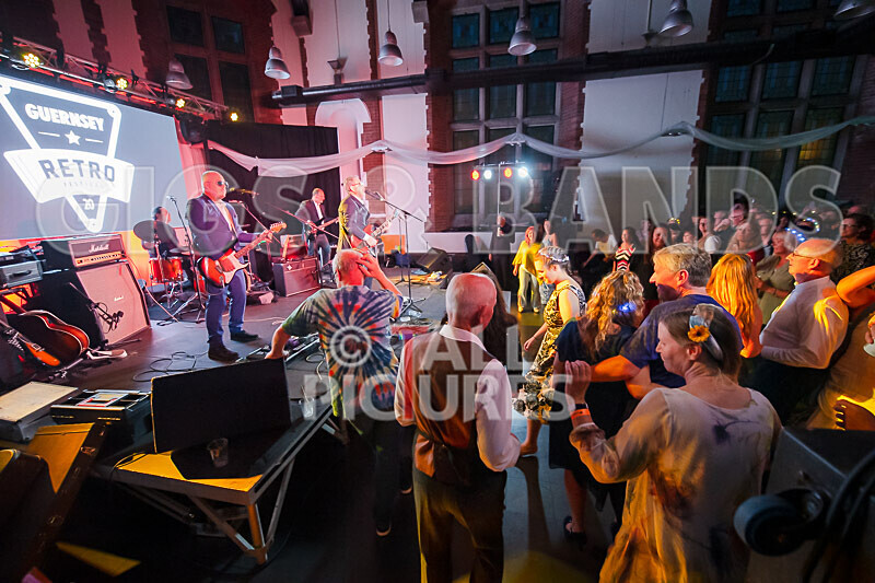 Retro Festival_Flower Market 2020-29 - RETRO FESTIVAL 2020_THE FLOWER MARKET SCENE