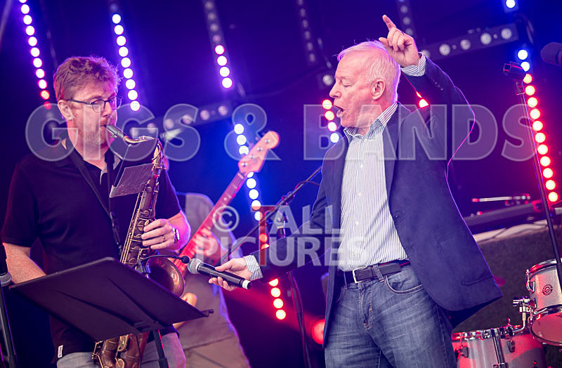 The Little Big Band-38 - THE LITTLE BIG BAND