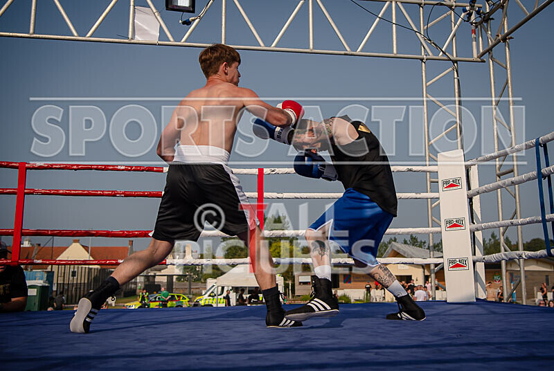 BOUT 7 - Brandon -Bravehart- Ashplant v Martin -the not so Ranging Bul - BOUT 7 - Brandon 'Bravehart' Ashplant v Martin 'the not so Ranging Bull' Le Prevost