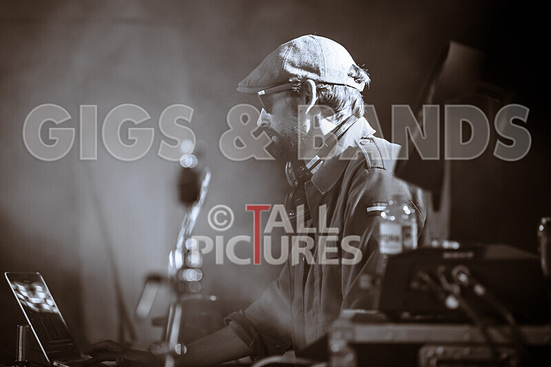 Asylum Seekas-187 - ASYLUM SEEKAS