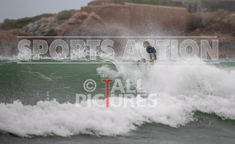 Surfing_01-11-2020-48 - SURFING AT VAZON BAY GUERNSEY