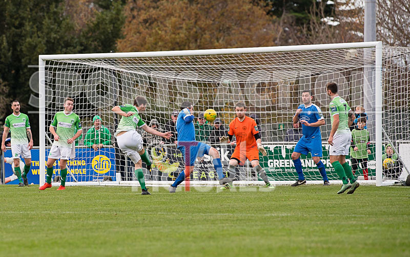 GFC v Shoreham_18-11-2017-5 - GUERNSEY FC v SHOREHAM