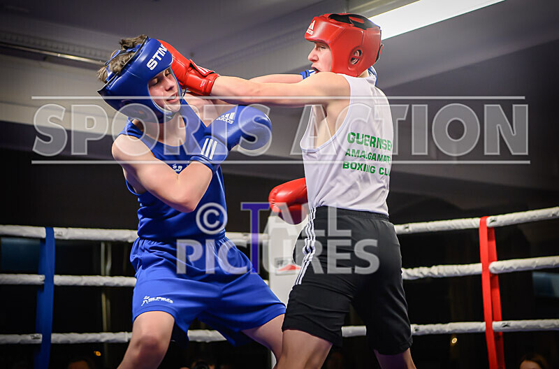BOUT- 4 - Jacob Jones v Tommy Clark-23 - BOUT: 4 - Jacob Jones v Tommy Clark