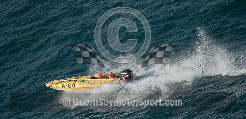 Worlds Powerboats_2014_Race-1-44 - UIM CLASS 3A & 3B WORLD OFFSHORE CHAMPIONSHIP_RACE-1