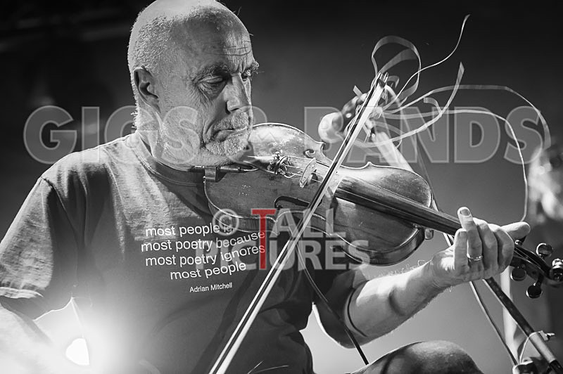 Attila the Stock Broker-64 - ATTILA THE STOKEBROKER'S BARNSTORMERS