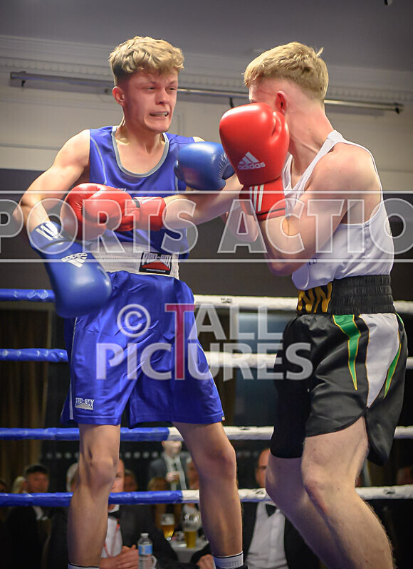 BOUT 6- Finn Walsh v Tom Brown-33 - BOUT 6 - Finn Walsh v Tom Brown