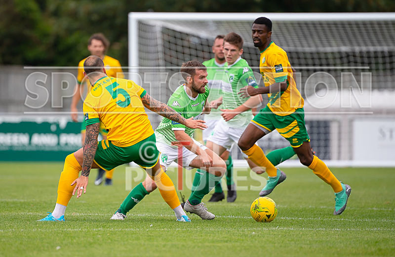 Guernsey FC v Ashford United-15 - GUERNSEY FC v ASHFORD UNITED