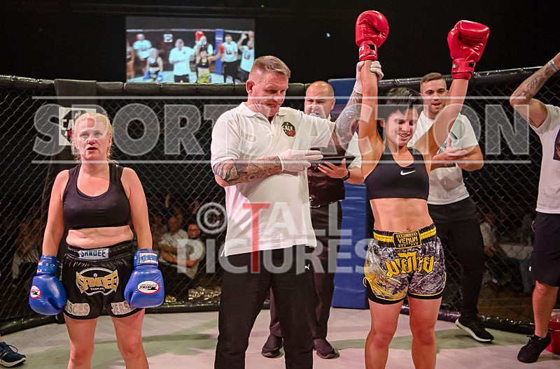 BOUT-7- Carol Crowther v Charise Mourant-47 - BOUT-7 Carol Crowther v Charise Mourant