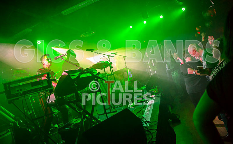 Fade2Grey-402 - FADE2GREY