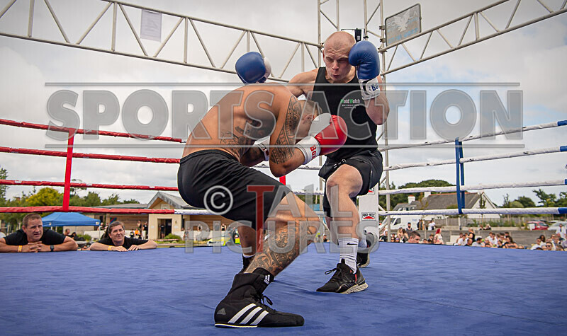 BOUT 6- Jason Danger Mouse Enticott v Martin the Granite Man Savident- - BOUT 6- Jason 'Danger Mouse' Enticott v Martin 'the Granite Man' Savident