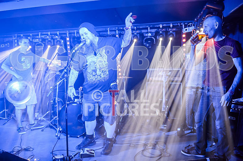 Metal to the Masses_2014-9 - METAL 2 THE MASSES 2014_THE ATMOSPHERE