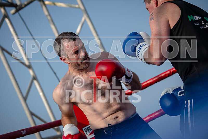 BOUT 8 - Roland -the Doc- Archer v -Dangerous- Trevor Morris-36 - BOUT 8 - Roland 'the Doc' Archer v 'Dangerous' Trevor Morris