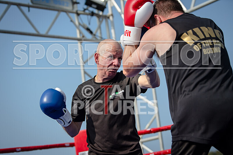 BOUT 2 - Steve -The Stoat- Ozanne v Alan -Dinosaur- Donaldson-25 - BOUT 2 - Steve 'The Stoat' Ozanne v Alan 'Dinosaur' Donaldson