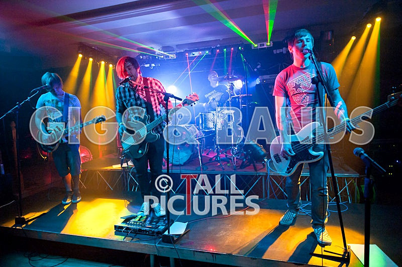 2 Minutes 2 Late-93 - 2 MINUTES 2 LATE