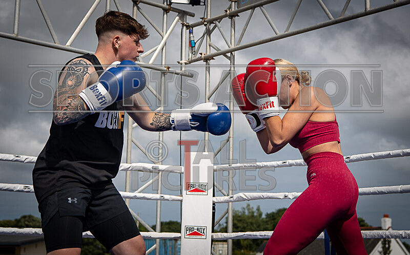BOUT 5- Leonie Chardonnay Pike v Ellie Rocky Robinson-23 - BOUT 5- Leonie 'Chardonnay' Pike v Ellie 'Rocky' Robinson