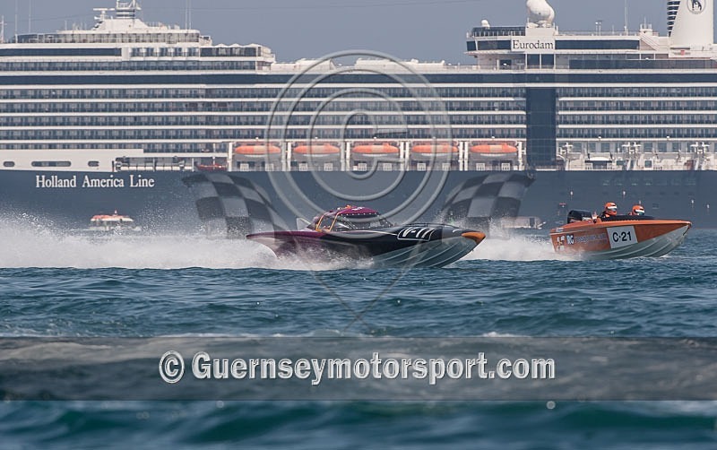 Powerboats_2013_Race-3-84 - RACE-3 LOWER HEADS