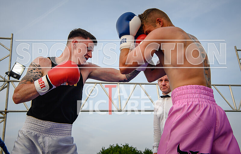 BOUT 11 - Raging Bull Jay Rive v Reece the Bomber Blondel-76 - BOUT 11 - 'Raging Bull' Jay Rive v Reece 'the Bomber' Blondel