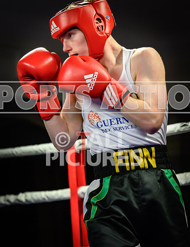 BOUT- 5 - Finn Walsh v Alix Watkins-45 - BOUT: 5 - Finn Walsh v Alix Watkins