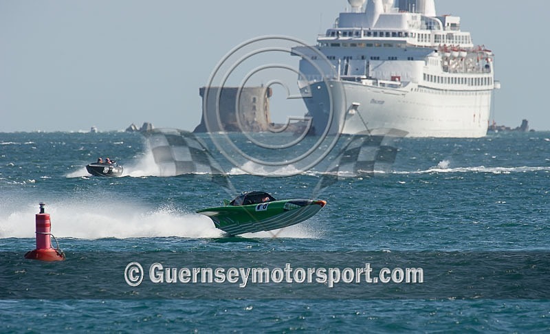 Powerboat Race_25-08-2013-46 - RACE-11 NORTH BEACH