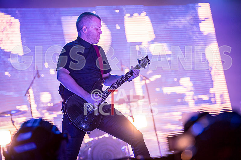 Pendulum Live-38 - PENDULUM LIVE