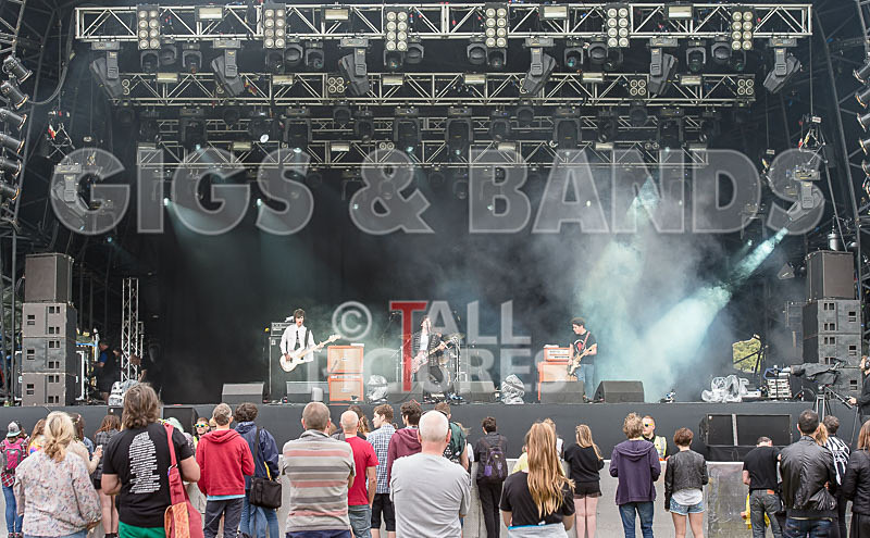 Pretty Vicious-2 - PRETTY VICIOUS