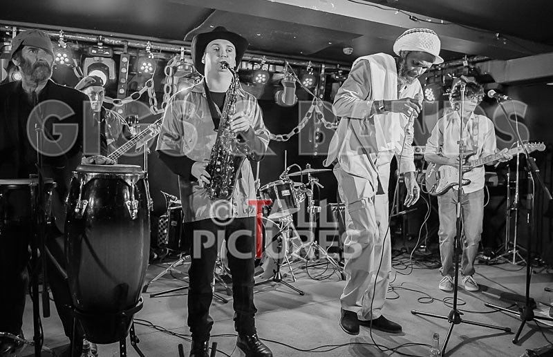 Tall Rich at the Fermain Tavern-24 - TALL RICH