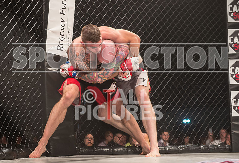 Josh Ozanne v Andrew Reid-8 - BOUT 15