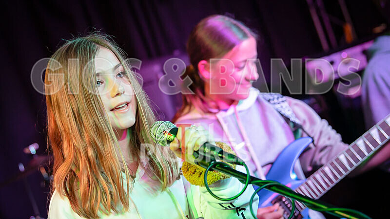 Falling into the Future-43 - FALLING INTO THE FUTURE