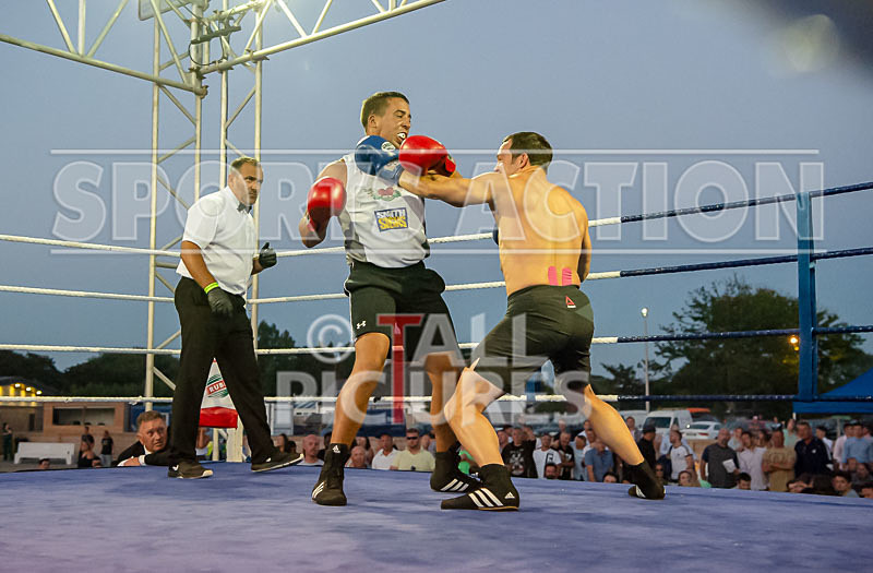 BOUT-16- AndyBang Bang Bailey v James Lets Brawl Lesbirel-12 - BOUT-16 Andy'Bang Bang' Bailey v James 'Lets Brawl' Lesbirel