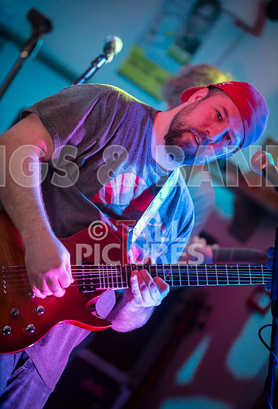 Underdog-3 - UNDERDOG