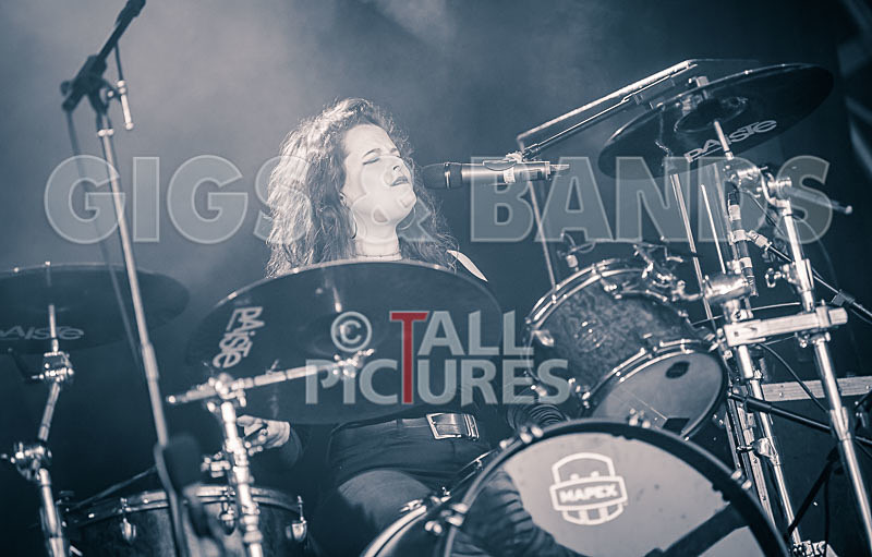 Little Thief-7 - LITTLE THIEF