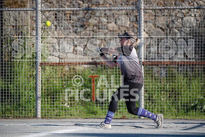 Softball_Rookies v Buccaneers-45 - ROOKIES v BUCCANEERS