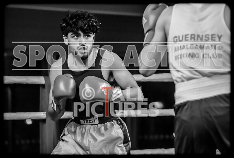 BOUT- 6 - Emile Prevel v Moin Khan-37 - BOUT: 6 - Emile Prevel v Moin Khan