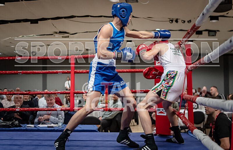 BOUT 5 - Ethan Le Moignan v Yoan Slaveykov-8 - BOUT 5 - Ethan Le Moignan v Yoan Slaveykov