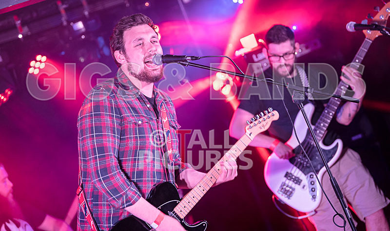 Honest Crooks-105 - HONEST CROOKS