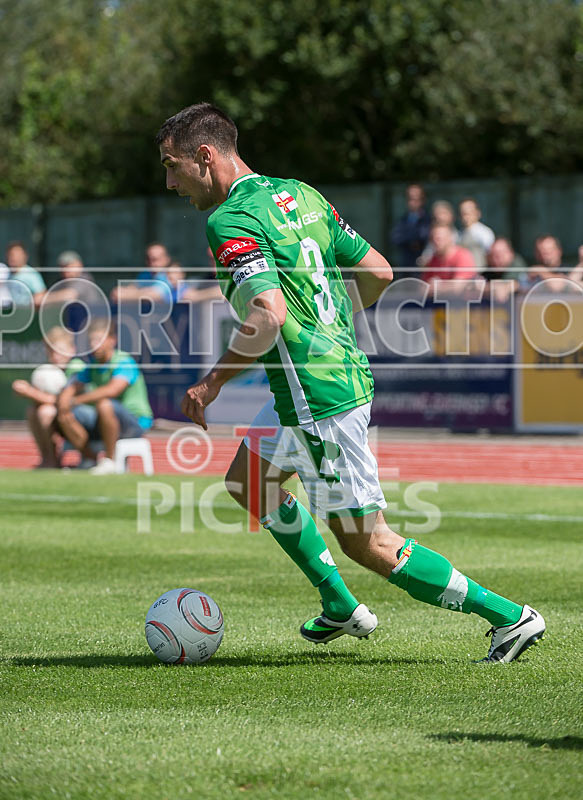 Guernsey FC v Whitstable Town-33 - GUERNSEY FC v WHITSTABLE TOWN
