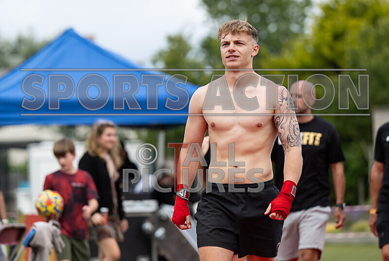 BOUT 10 Gareth the Marksman Morgan v Callum the Cannon Beausire-3 - BOUT 10- Gareth 'the Marksman' Morgan v Callum 'the Cannon' Beausire