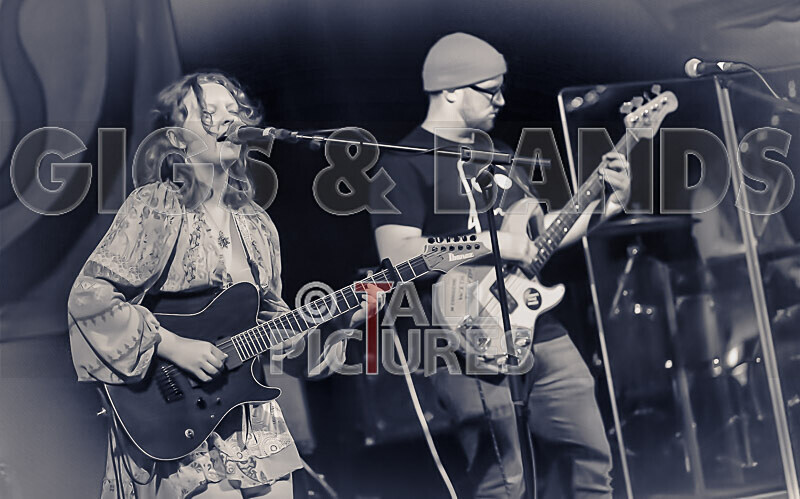 Kiya Ashton  the Folkadelics-9 - KIYA ASHTON & THE FOLKADELICS