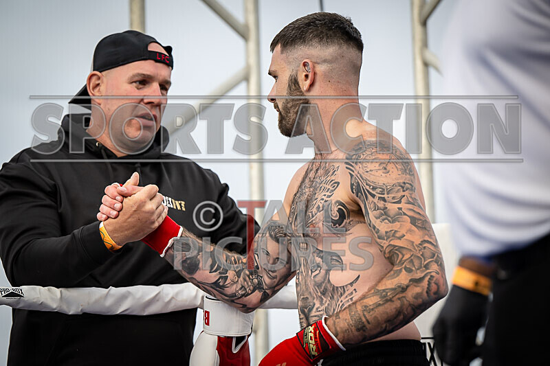 BOUT 14- Koen Kraken Le Prevost v Alec the Bomber Bailey-38 - BOUT 14- Koen 'Kraken' Le Prevost v Alec 'the Bomber' Bailey