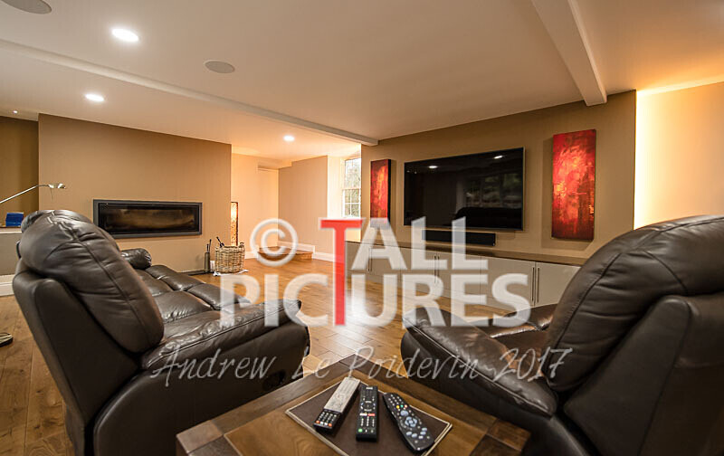 Avolution_The Willows-1 - FARMHOUSE WIDE-SCREEN