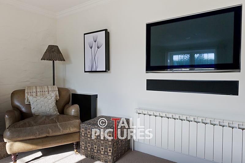 Multi-room Audio  Video-10 - TV LOUNGE