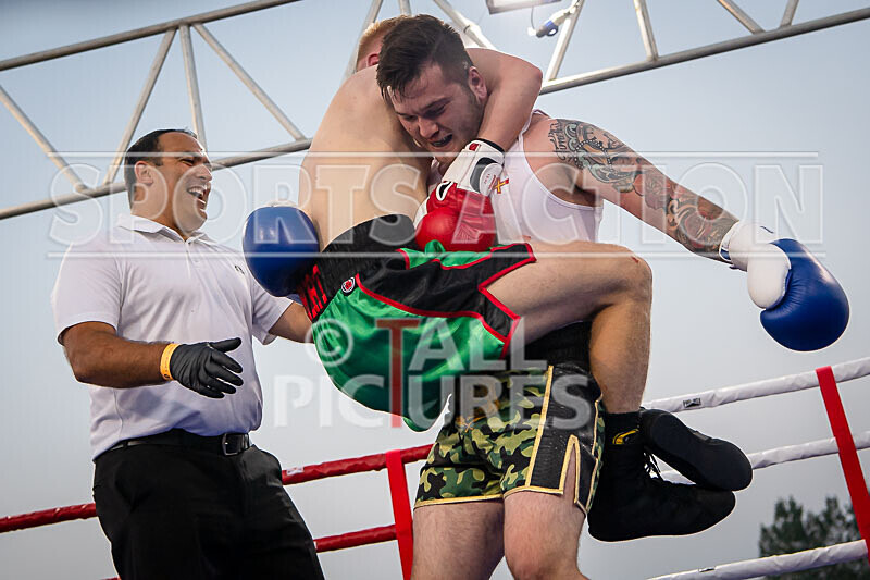 BOUT 17 - Luke Robert v Casey De La Mare-55 - BOUT 17 - Luke Robert v Casey De La Mare