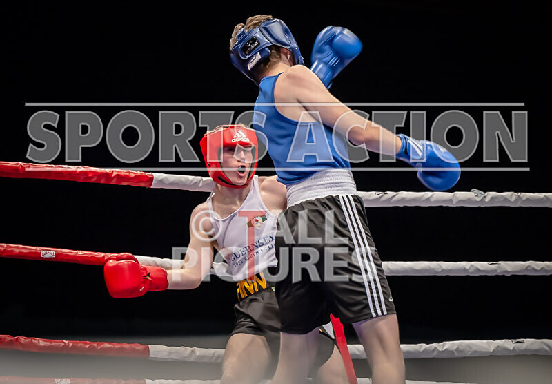 BOUT 7- Finn Walsh v Steven Gilligan-40 - BOUT 7: Finn Walsh v Steven Gilligan