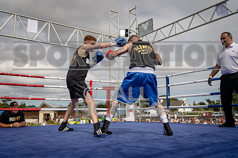 BOUT 3- Martin the not so Raging Bull Le Prevost v Ben Hizzy Hislop-39 - BOUT 3- Martin 'the not so Raging Bull' Le Prevost v Ben 'Hizzy' Hislop